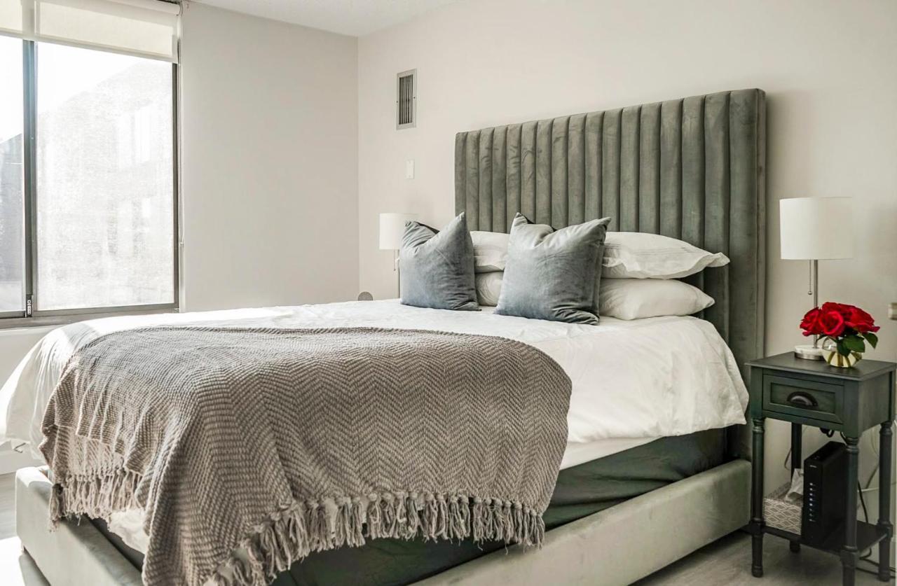 Short Term Rentals At The Park At Trowbridge Senior Community Southfield Buitenkant foto