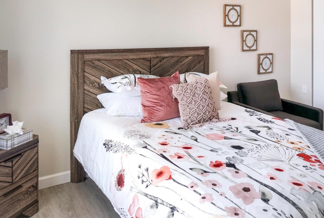 Short Term Rentals At The Park At Trowbridge Senior Community Southfield Buitenkant foto