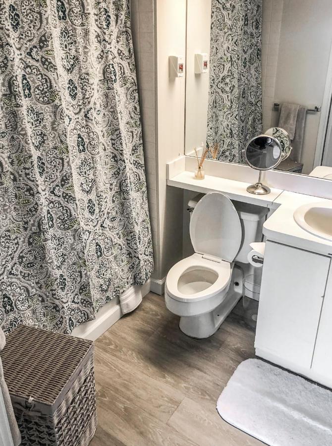 Short Term Rentals At The Park At Trowbridge Senior Community Southfield Buitenkant foto