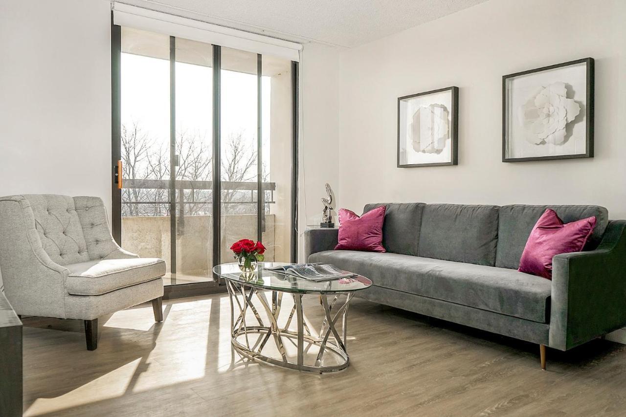 Short Term Rentals At The Park At Trowbridge Senior Community Southfield Buitenkant foto