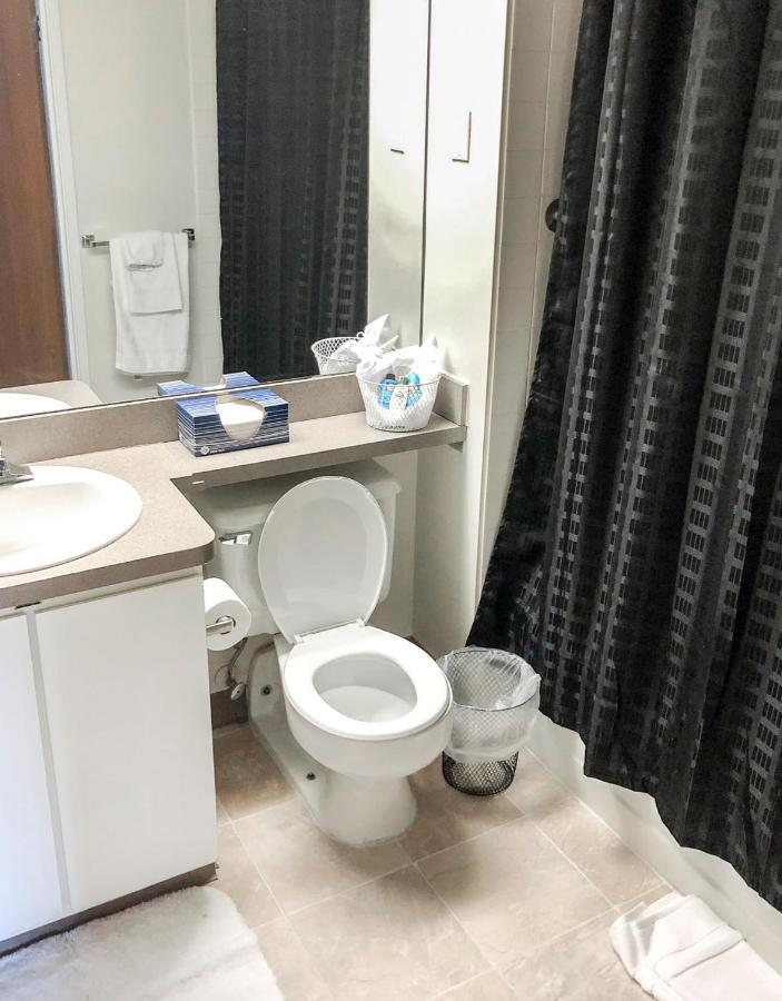 Short Term Rentals At The Park At Trowbridge Senior Community Southfield Buitenkant foto