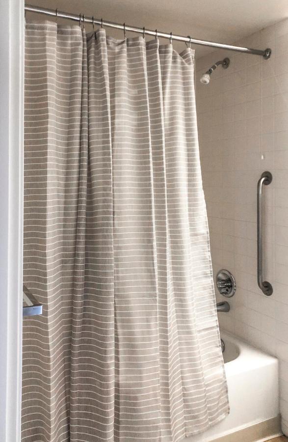 Short Term Rentals At The Park At Trowbridge Senior Community Southfield Buitenkant foto