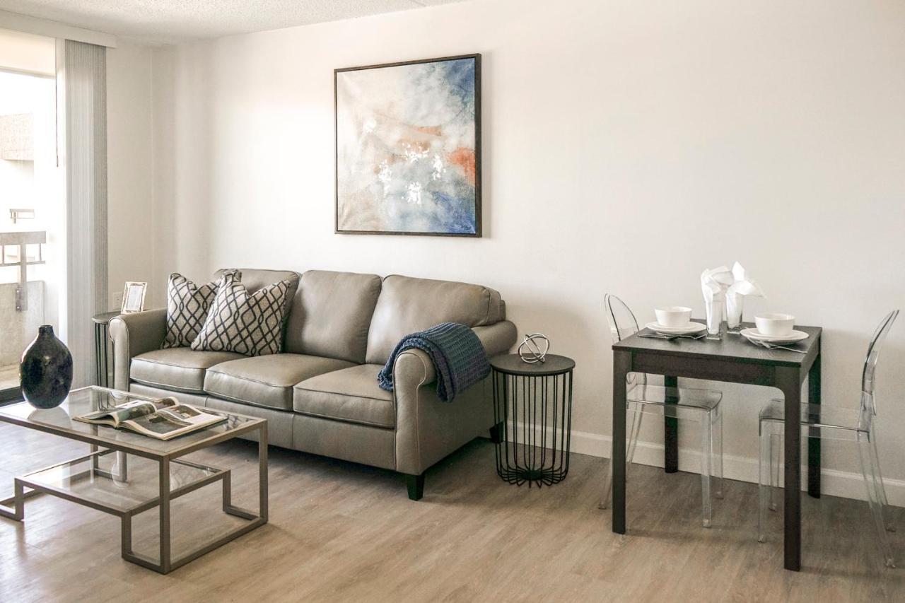 Short Term Rentals At The Park At Trowbridge Senior Community Southfield Buitenkant foto