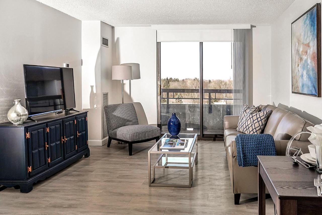 Short Term Rentals At The Park At Trowbridge Senior Community Southfield Buitenkant foto